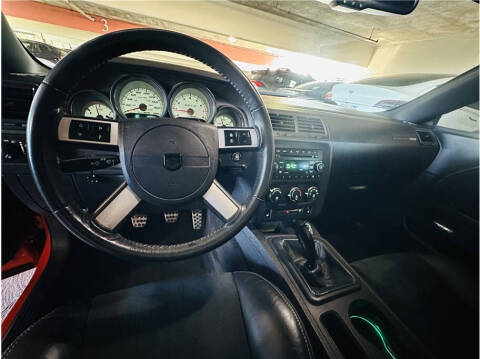 2009 Dodge Challenger SRT8
