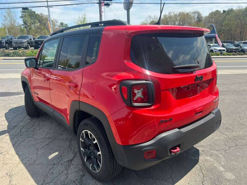 2023 Jeep Renegade Trailhawk