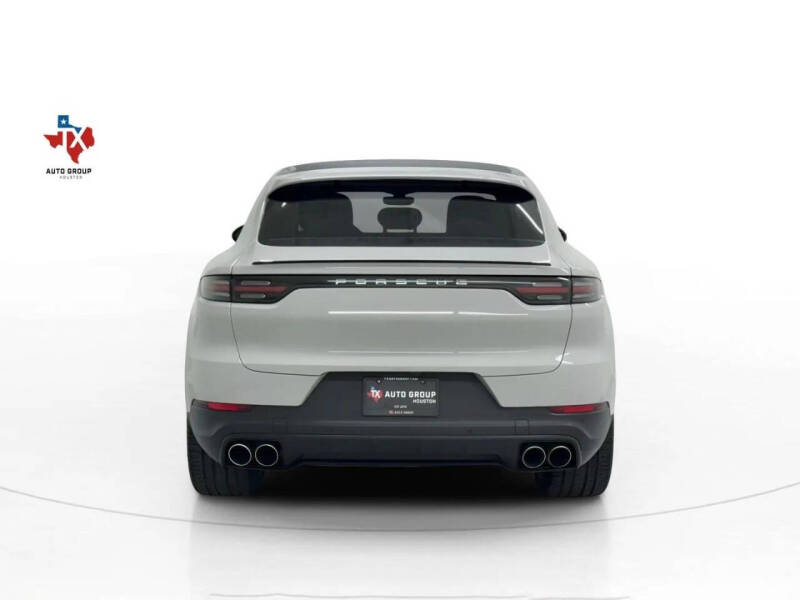 2020 Porsche Cayenne S Coupe