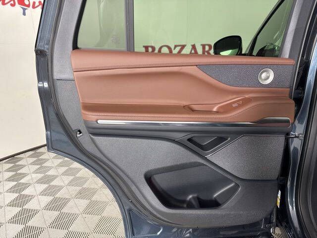 2025 Lincoln Navigator Reserve