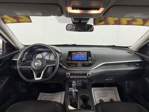 2022 Nissan Altima 2.5 S