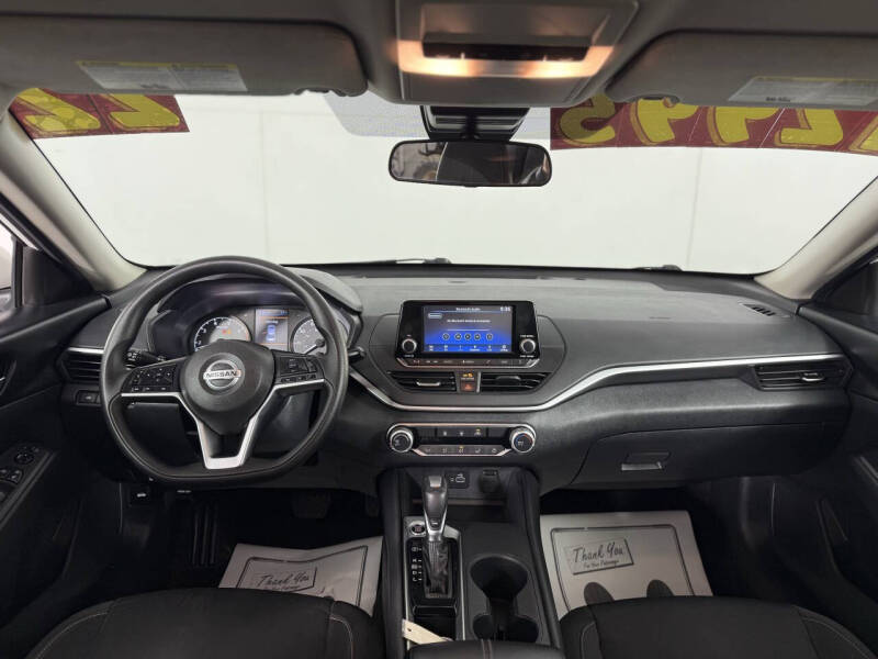 2022 Nissan Altima 2.5 S