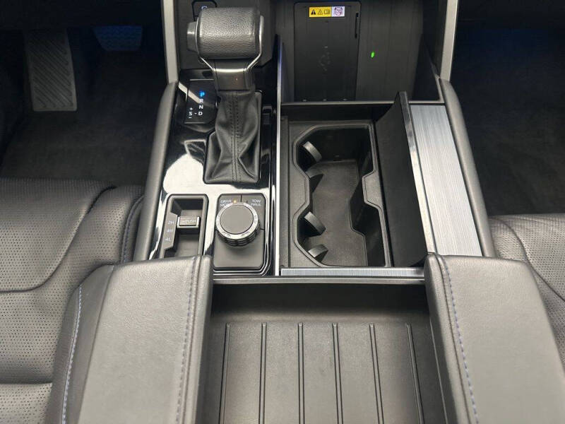 2023 Toyota Tundra Platinum