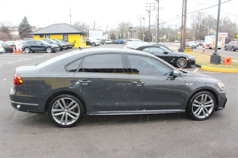 2018 Volkswagen Passat 2.0T R-Line