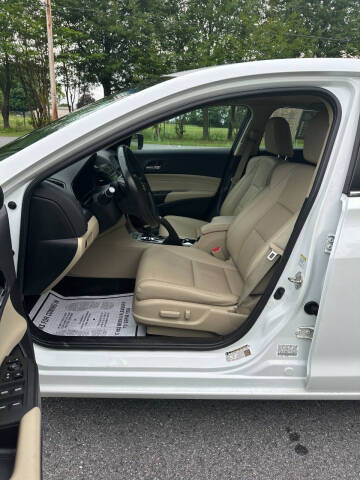 2015 Acura ILX 2.0L w/Tech