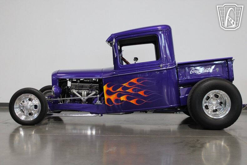 1933 Ford F-100