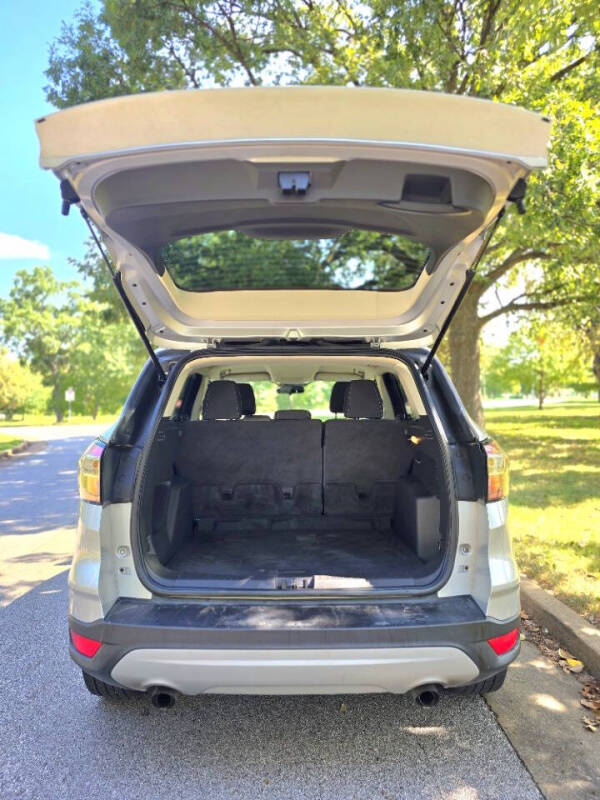 2017 Ford Escape SE photo 7