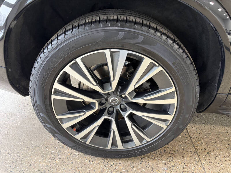 2020 Volvo XC90 T5 Momentum