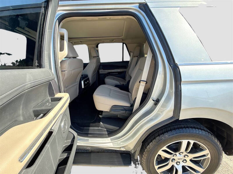 2024 Ford Expedition XLT