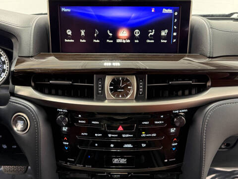 2019 Lexus LX 570 Three-Row