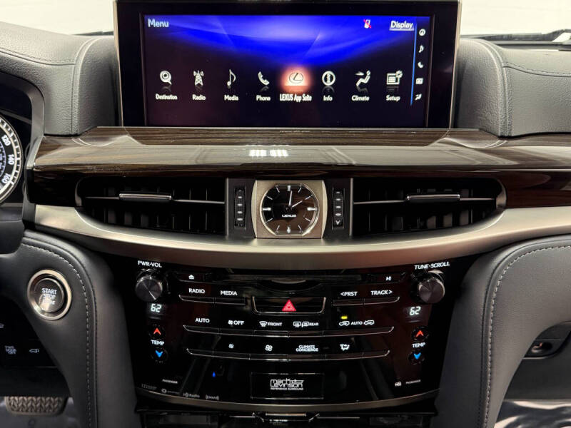 2019 Lexus LX 570 Three-Row