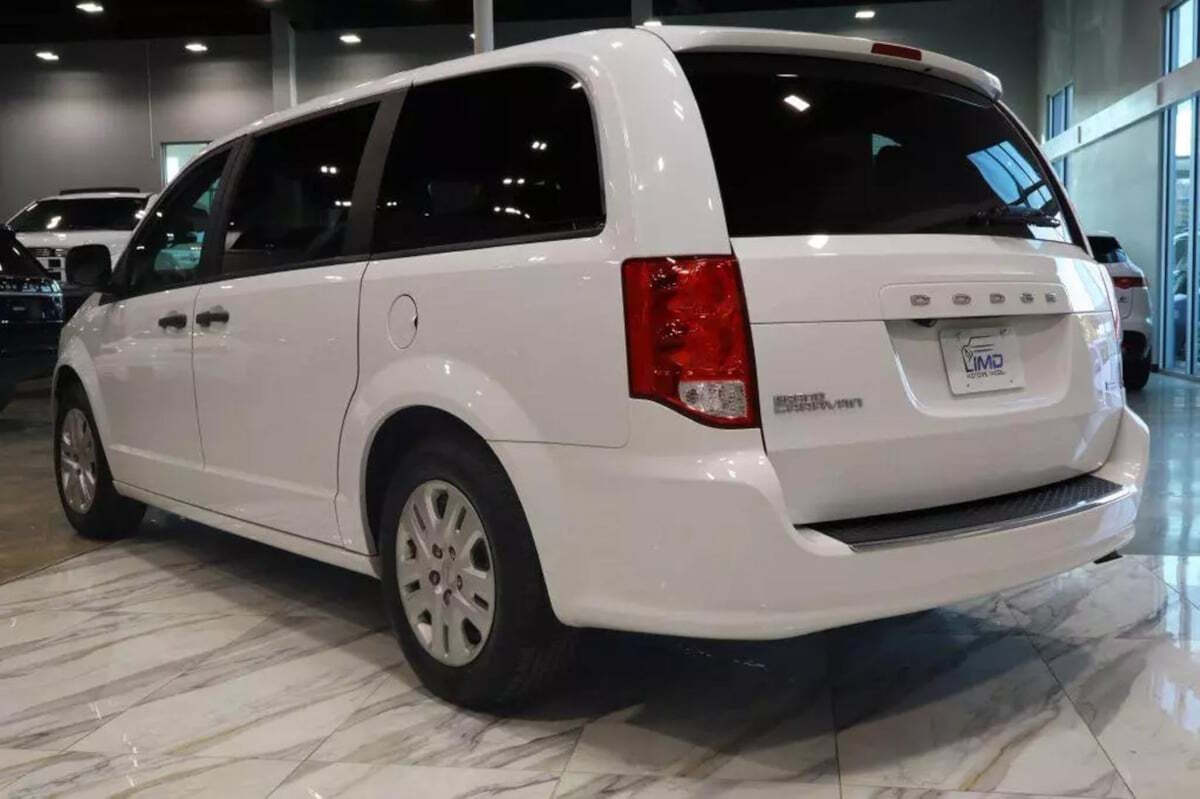 2019 Dodge Grand Caravan for sale at IMD MOTORS, INC in Dallas, TX