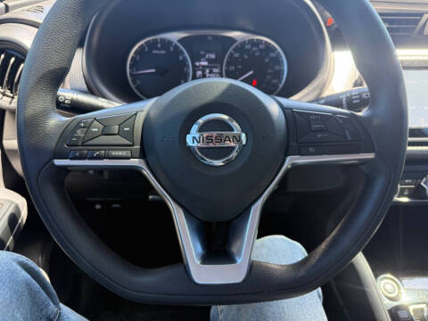 2020 Nissan Kicks S