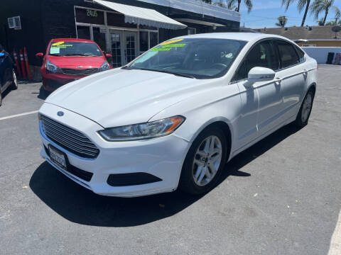 2014 Ford Fusion SE