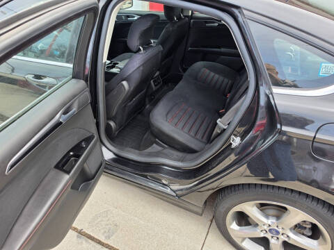 2015 Ford Fusion SE