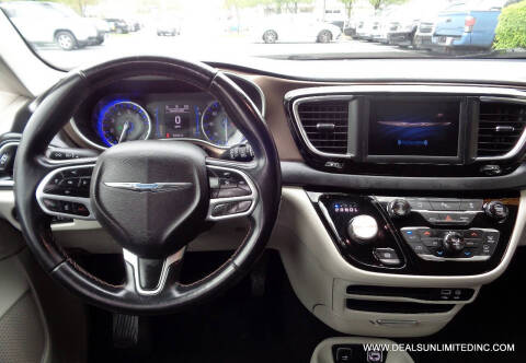 2018 Chrysler Pacifica Touring L