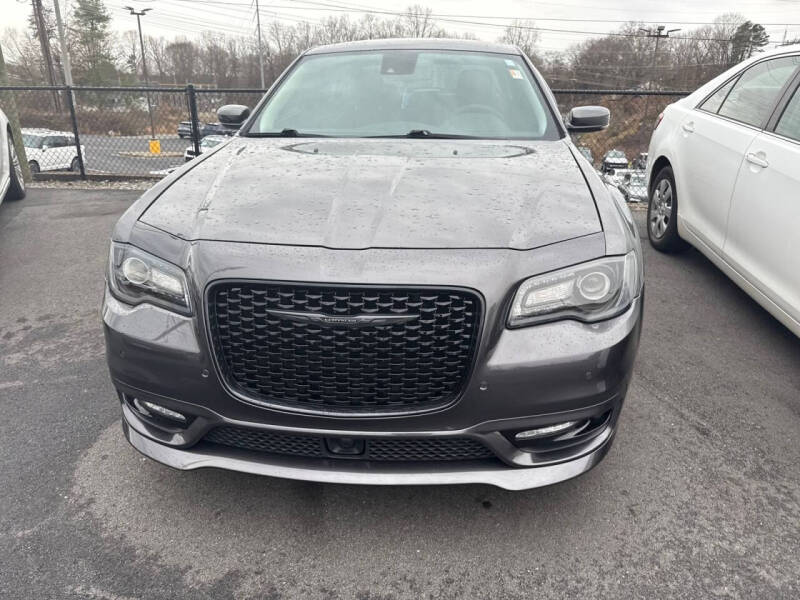 2022 Chrysler 300 Touring L