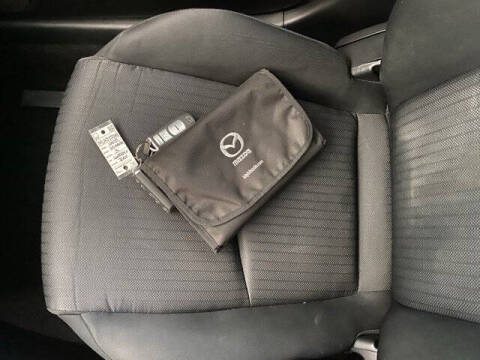 2015 Mazda MAZDA3 i Sport