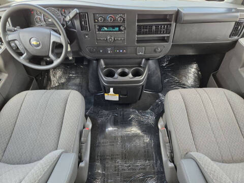 2026 Chevrolet Express LS 3500