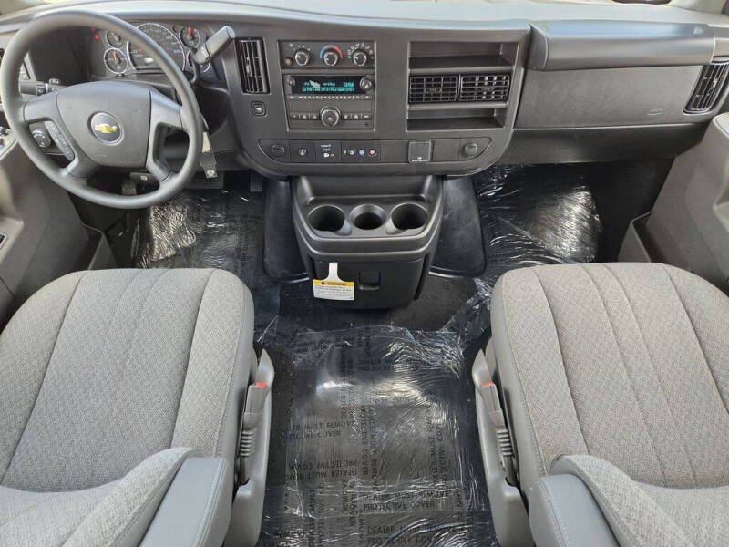 2026 Chevrolet Express LS 3500