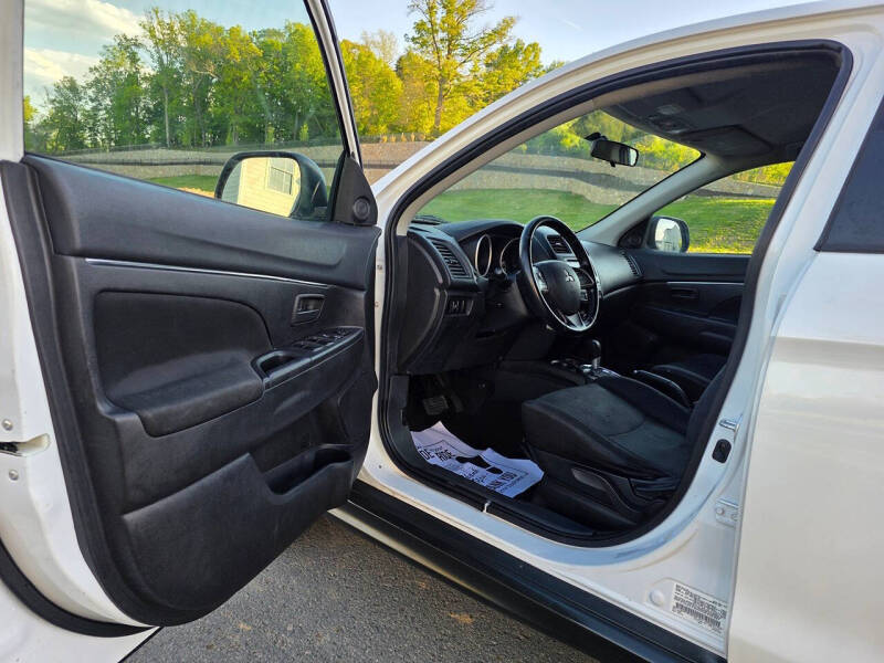 2015 Mitsubishi Outlander Sport 2.4 ES