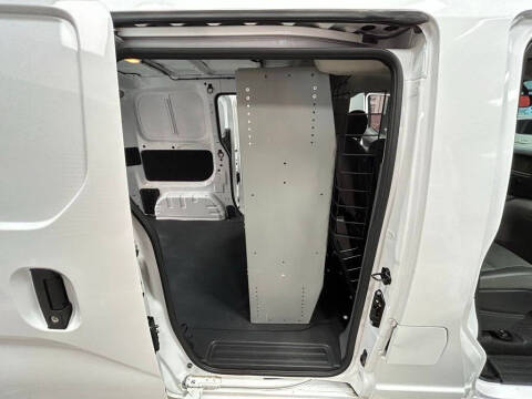 2021 Nissan NV200 SV