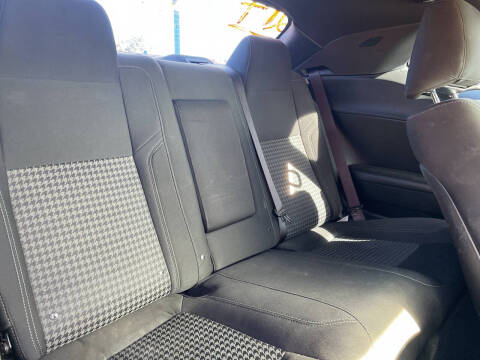 2019 Dodge Challenger SXT