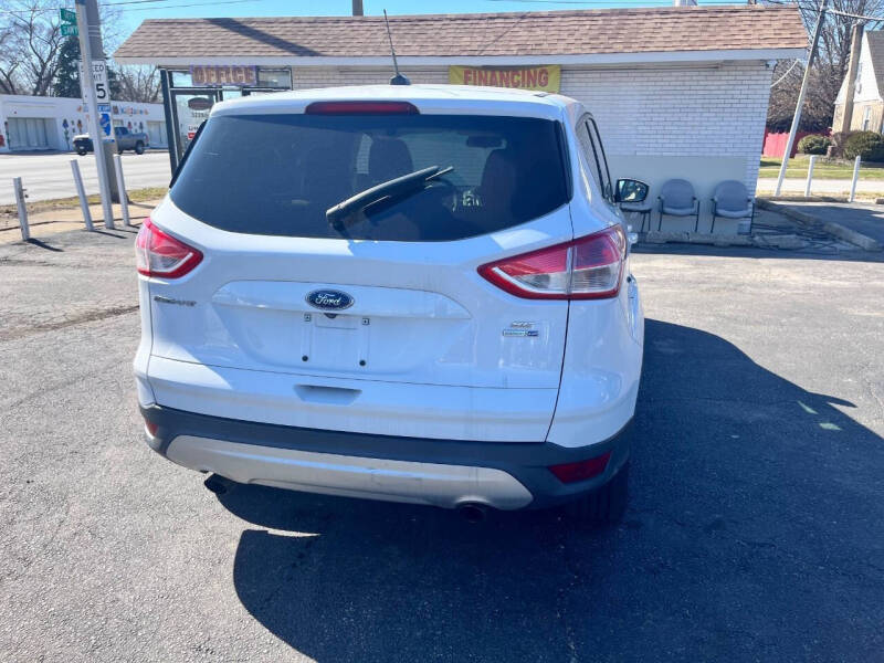 2016 Ford Escape SE