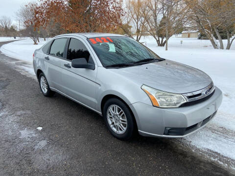 2010 Ford Focus for sale at BELOW BOOK AUTO SALES in Idaho Falls ID