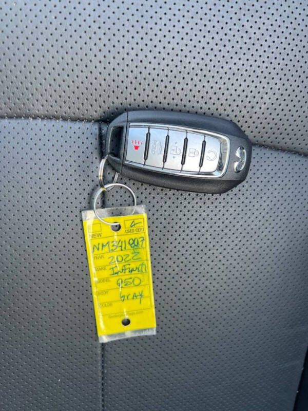 2022 Infiniti Q50 Luxe