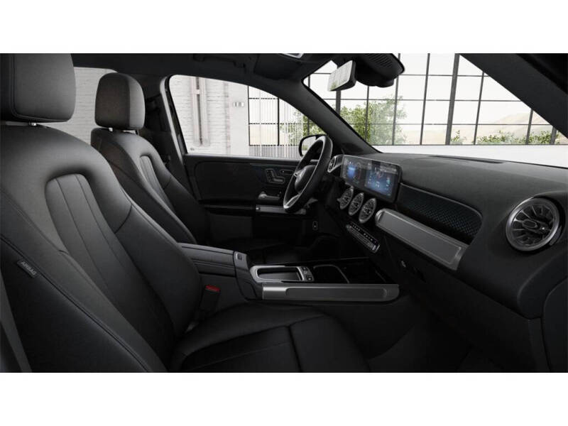 2025 Mercedes-Benz GLB GLB 250 4MATIC