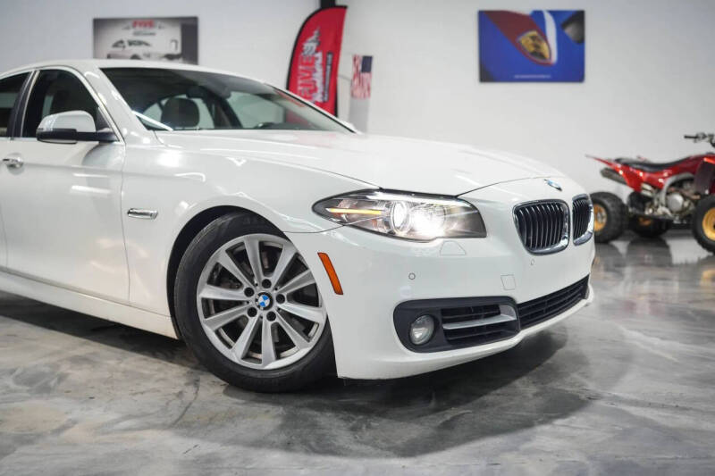 2015 BMW 5 Series 528i