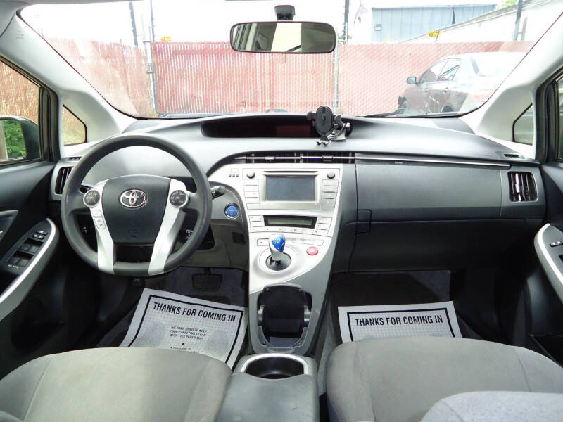 2015 Toyota Prius Four