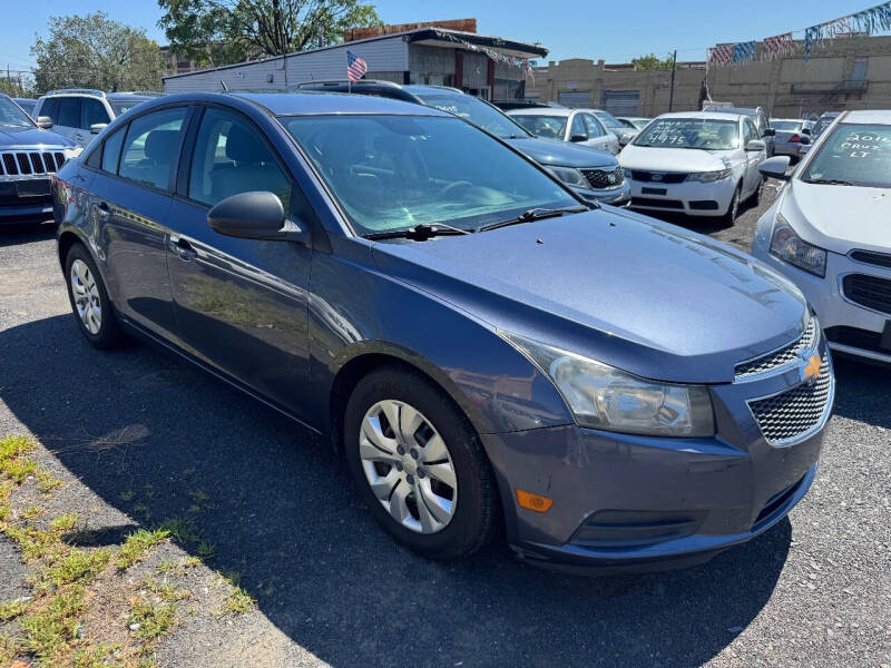 2013 Chevrolet Cruze LS Auto