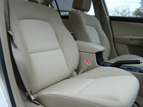 2005 Mazda MAZDA3 i