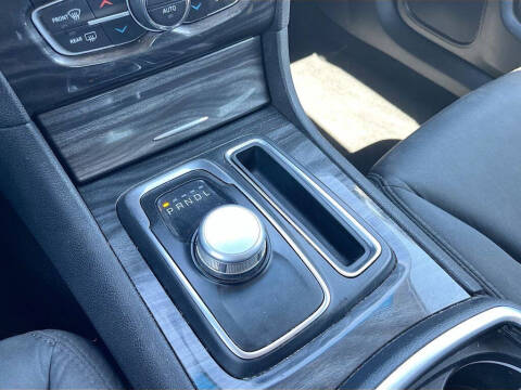 2020 Chrysler 300 Touring