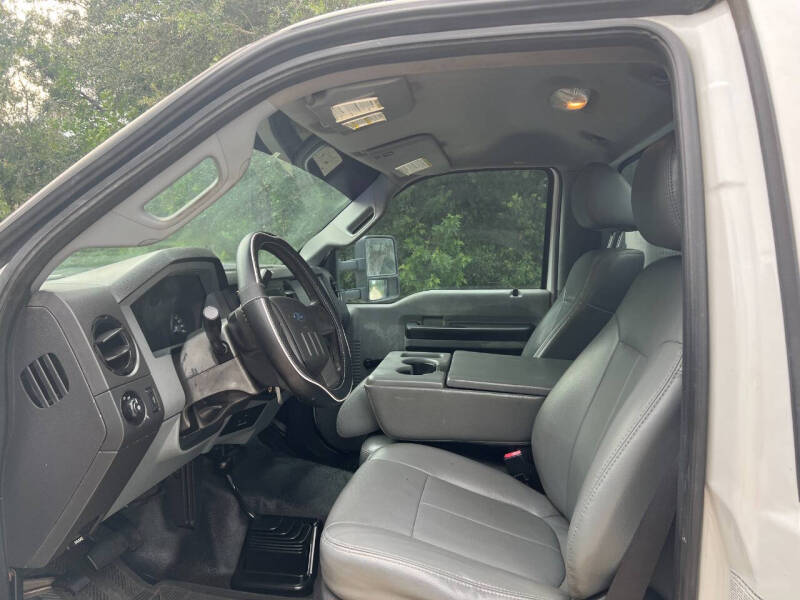 2012 Ford F-550 SUPER DUTY 4WD UTILITY