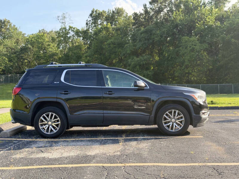 2017 GMC Acadia SLE-2