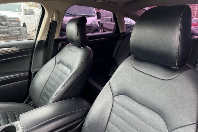 2018 Ford Fusion Energi SE Luxury