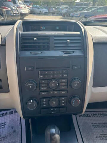 2011 Ford Escape XLS