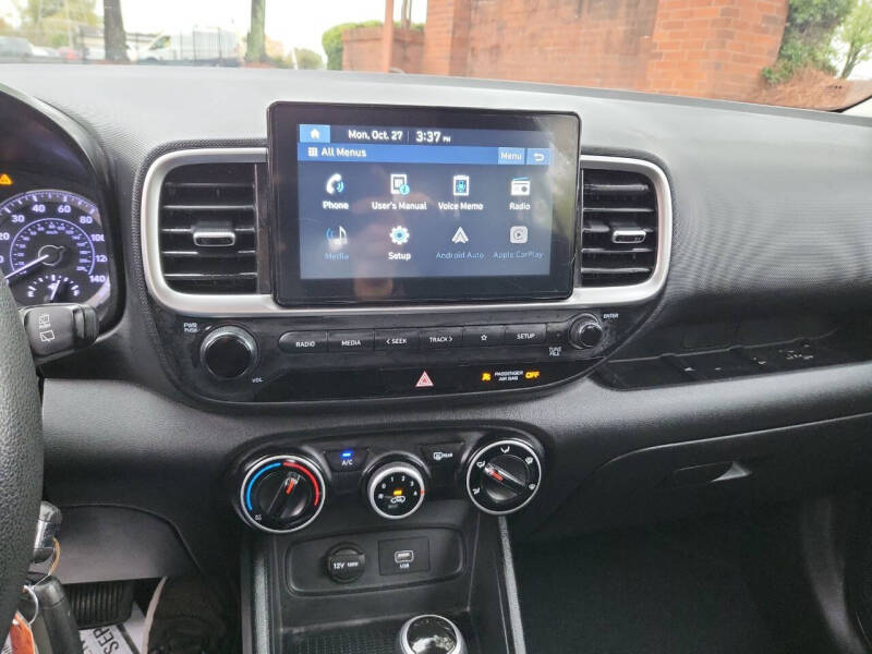 2020 Hyundai Venue SE