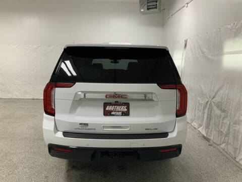 2022 GMC Yukon XL SLE