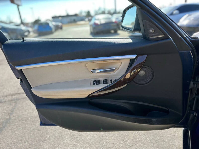 2017 BMW 3 Series 330e iPerformance