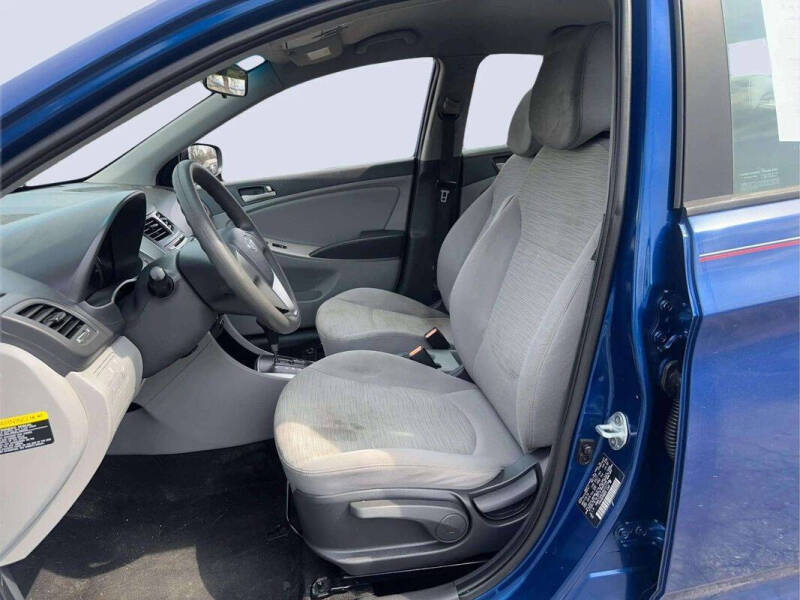 2016 Hyundai Accent SE