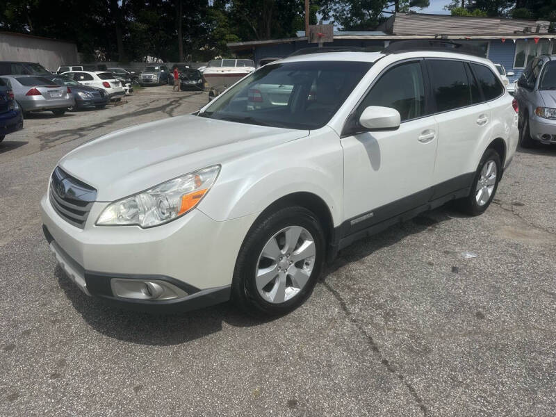 2011 Subaru Outback I Limited photo 3