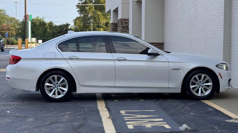 2015 BMW 5 Series 528i
