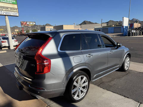 2017 Volvo XC90 T8 eAWD Inscription