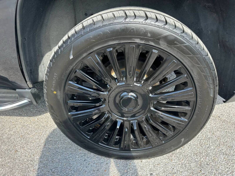 2018 Cadillac Escalade Luxury