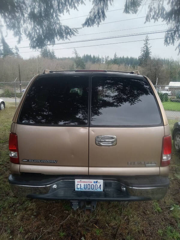 2000 Chevrolet Suburban 1500 LT