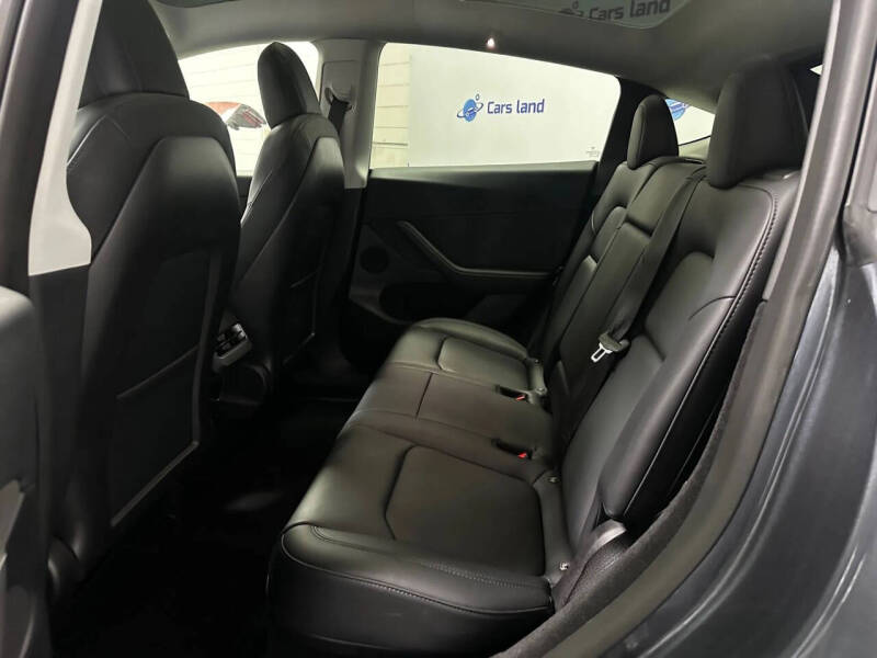 2023 Tesla Model Y Performance